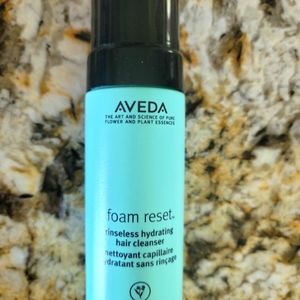 Aveda foam reset rinseless cleanser